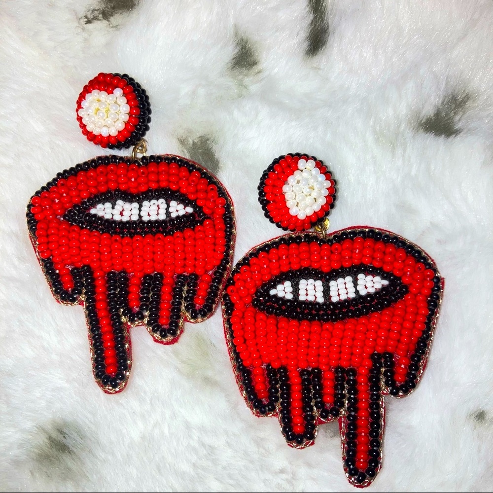 Rock and Roll lips earrings